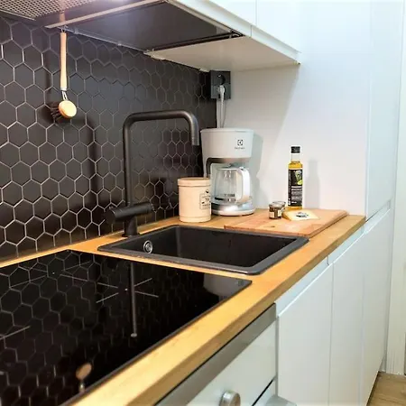 Viihtyisae & Varusteltu Keskusta-asunto Neljaelle! Appartement