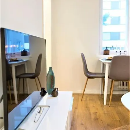 Viihtyisae & Varusteltu Keskusta-asunto Neljaelle! Tammerfors